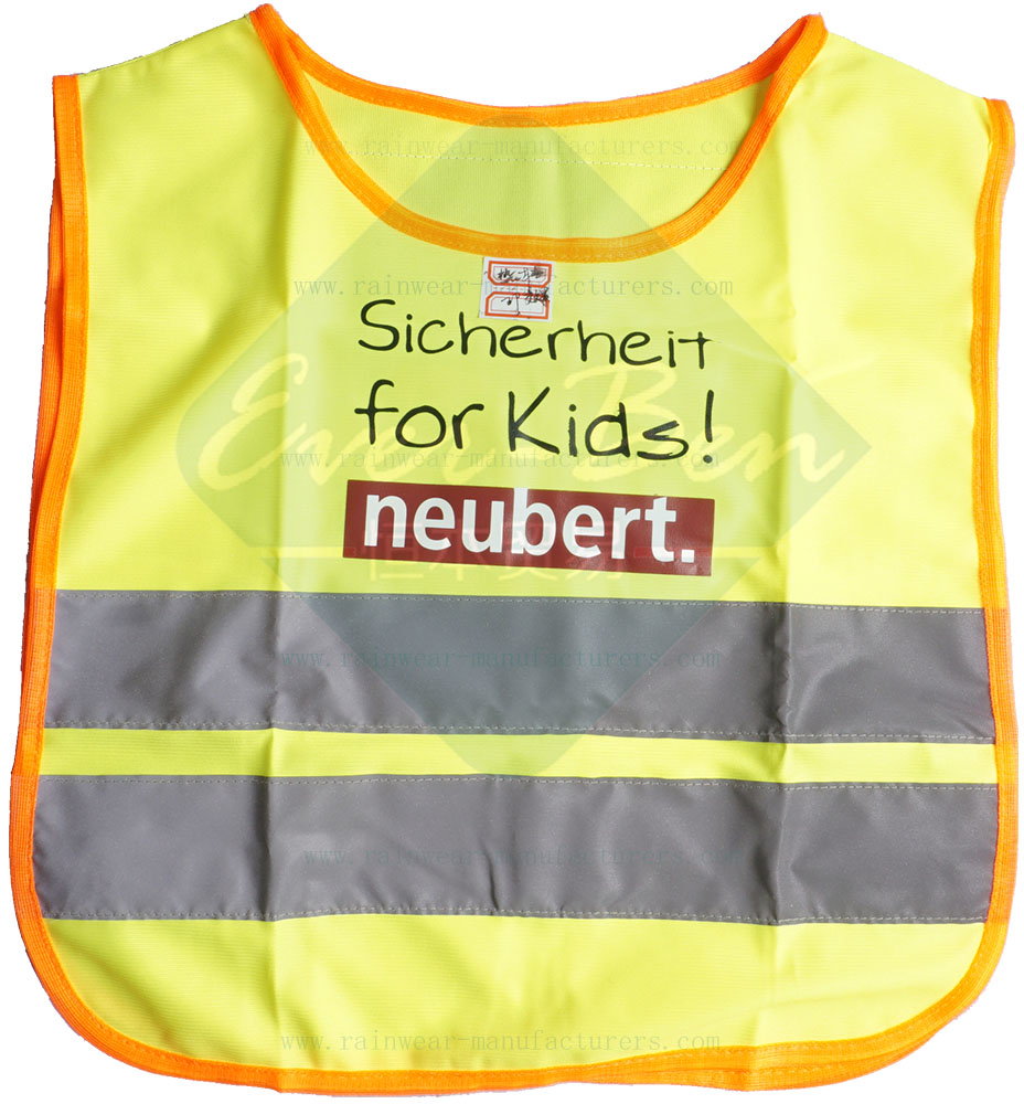 Reflective running gear for kids